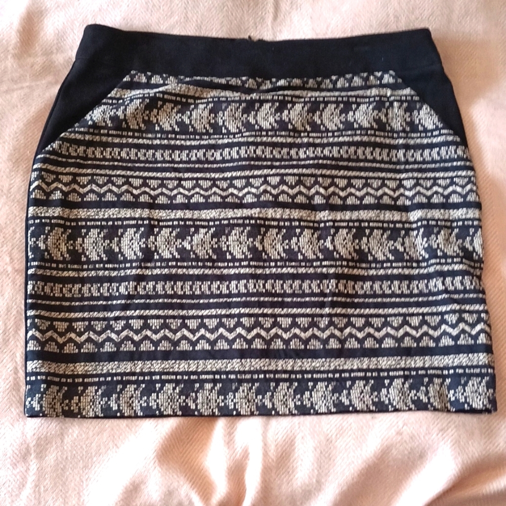 Like new Karen Kane stretch skirt
